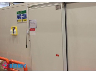 康寧生命科學500立方米2-8℃醫(yī)藥器械實驗室冷庫工程