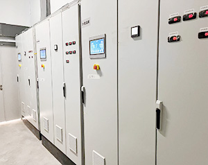 PLC電控箱- 10000平冷庫建設(shè)項(xiàng)目